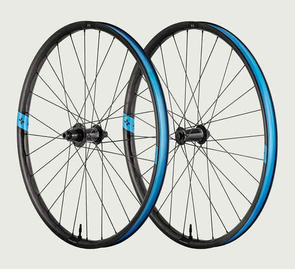 BMX F- 2.30 タイヤ＆ホイール Amazon | Skyway Tuff II ホイールセット 16×1.75インチ 3/8