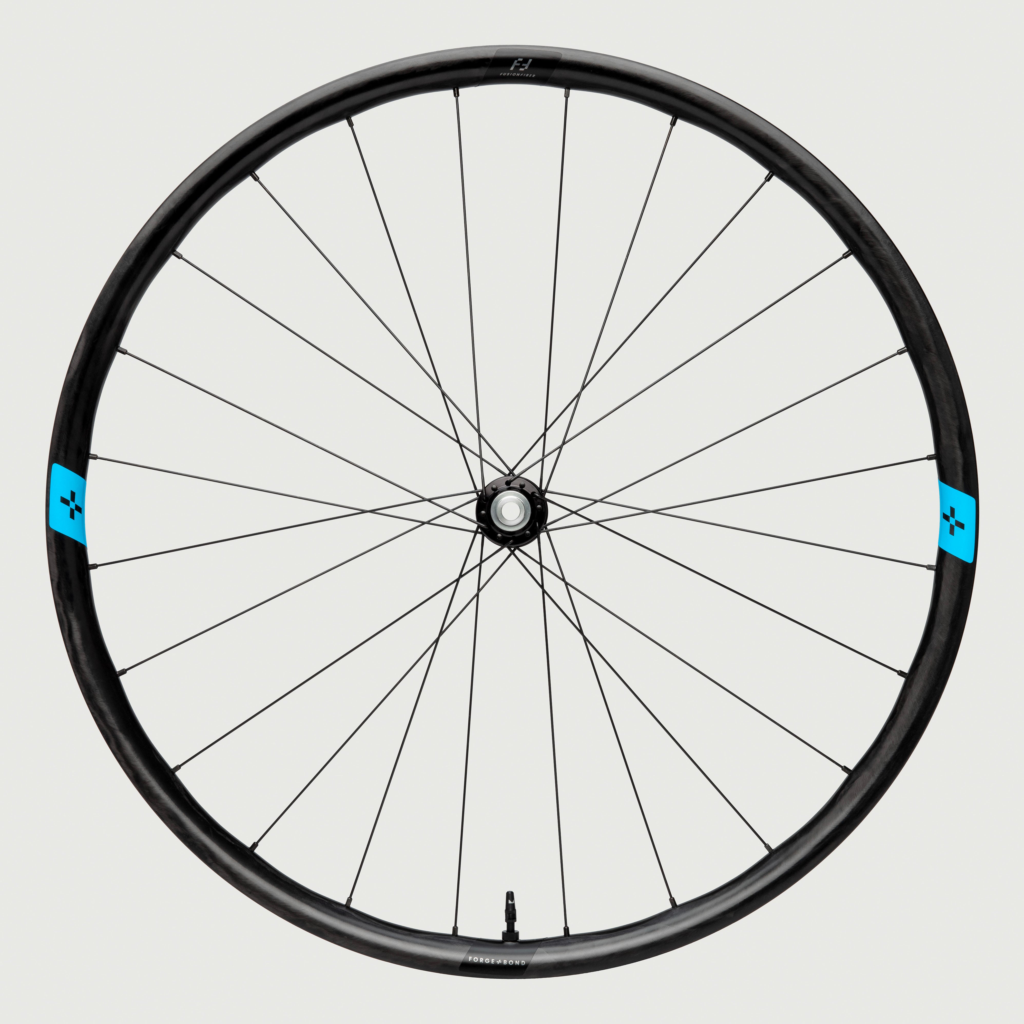 Wheelset for gravel clearance bike